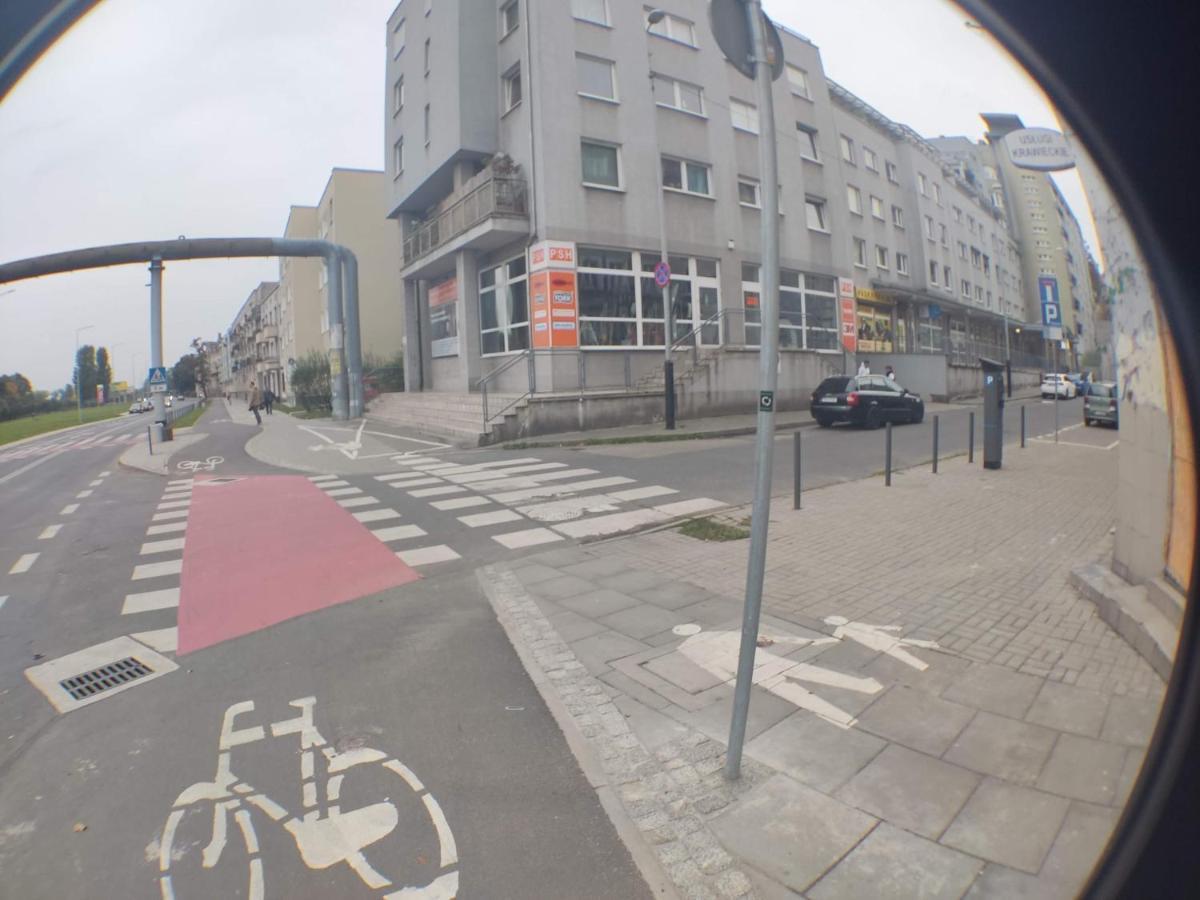 3030 Jana Spychalskiego 32 - Tanie Pokoje W Apartamencie - Samodzielne Zameldowanie - Self Check In Poznań Eksteriør bilde