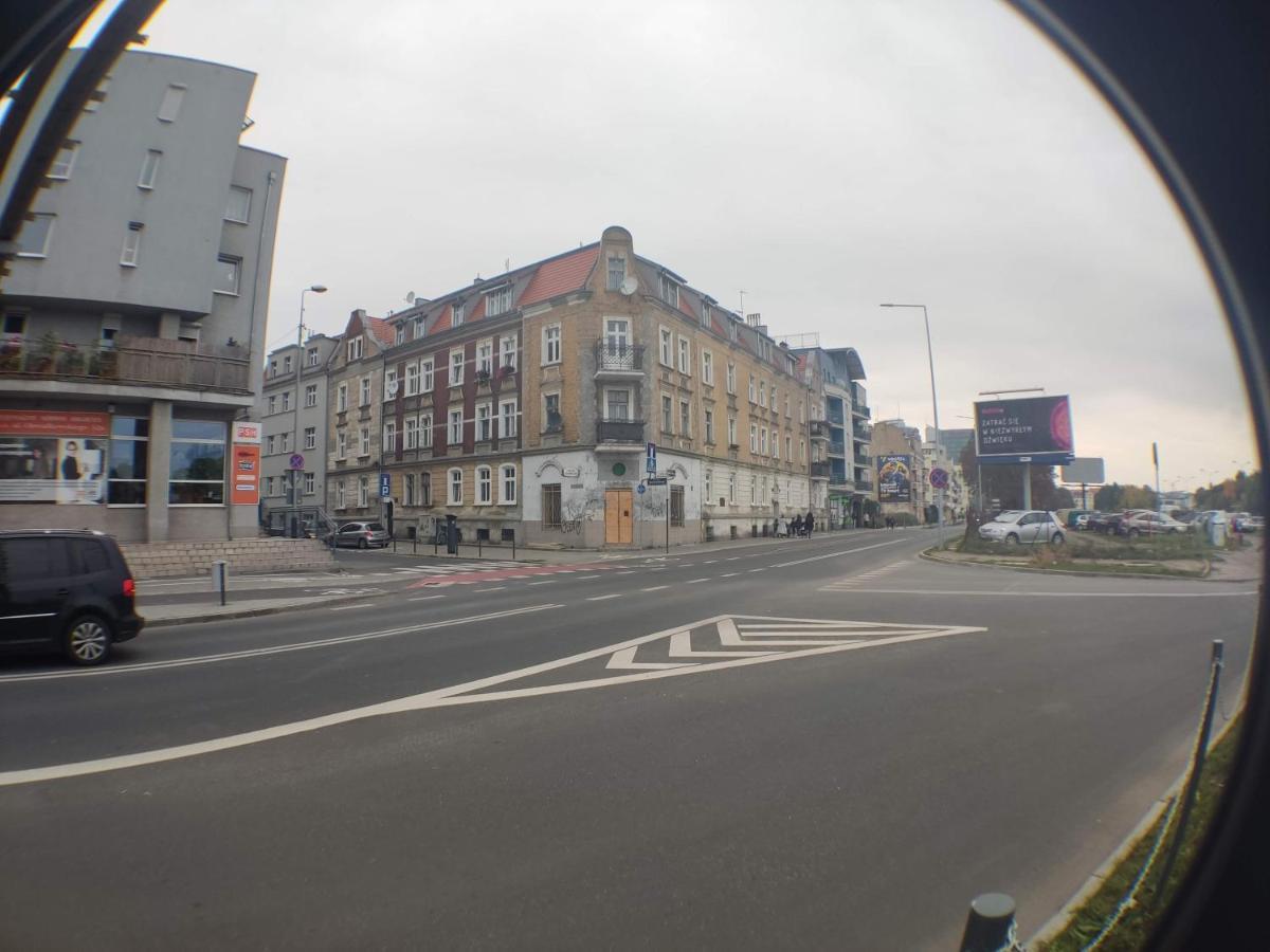 3030 Jana Spychalskiego 32 - Tanie Pokoje W Apartamencie - Samodzielne Zameldowanie - Self Check In Poznań Eksteriør bilde