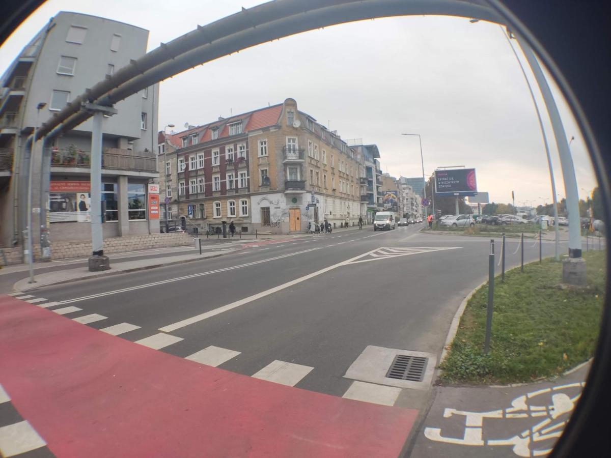 3030 Jana Spychalskiego 32 - Tanie Pokoje W Apartamencie - Samodzielne Zameldowanie - Self Check In Poznań Eksteriør bilde