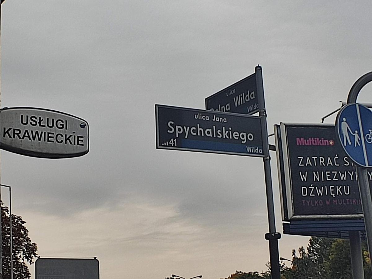 3030 Jana Spychalskiego 32 - Tanie Pokoje W Apartamencie - Samodzielne Zameldowanie - Self Check In Poznań Eksteriør bilde