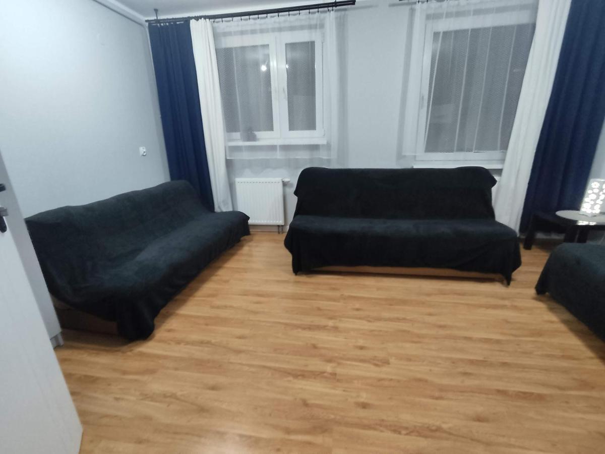 3030 Jana Spychalskiego 32 - Tanie Pokoje W Apartamencie - Samodzielne Zameldowanie - Self Check In Poznań Eksteriør bilde