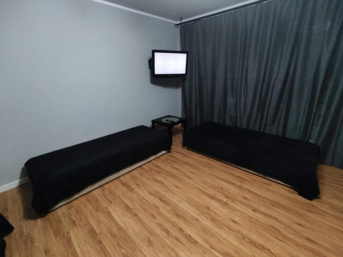3030 Jana Spychalskiego 32 - Tanie Pokoje W Apartamencie - Samodzielne Zameldowanie - Self Check In Poznań Eksteriør bilde