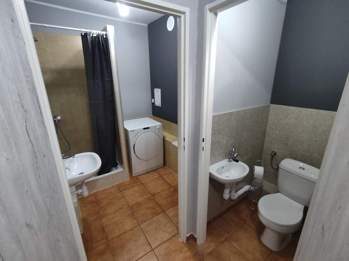 3030 Jana Spychalskiego 32 - Tanie Pokoje W Apartamencie - Samodzielne Zameldowanie - Self Check In Poznań Eksteriør bilde