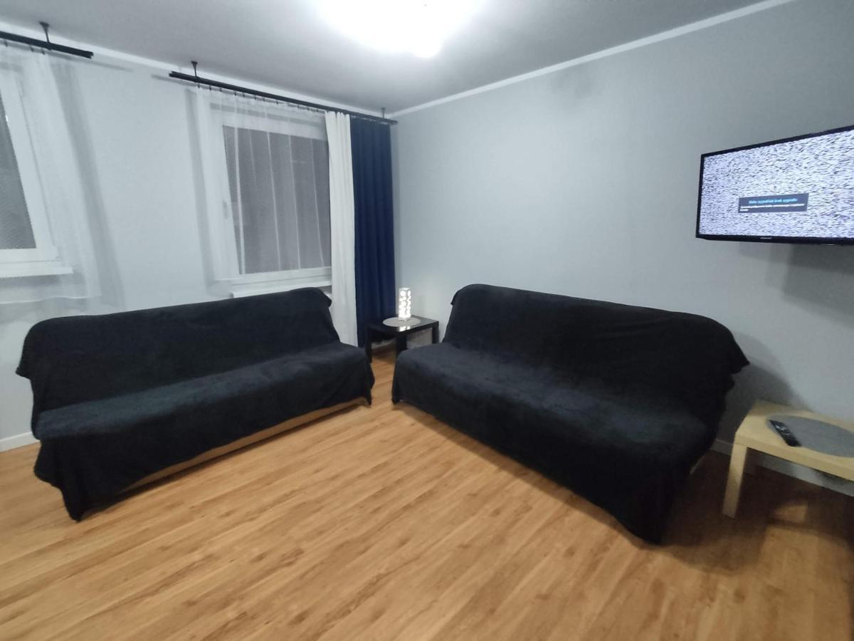 3030 Jana Spychalskiego 32 - Tanie Pokoje W Apartamencie - Samodzielne Zameldowanie - Self Check In Poznań Eksteriør bilde